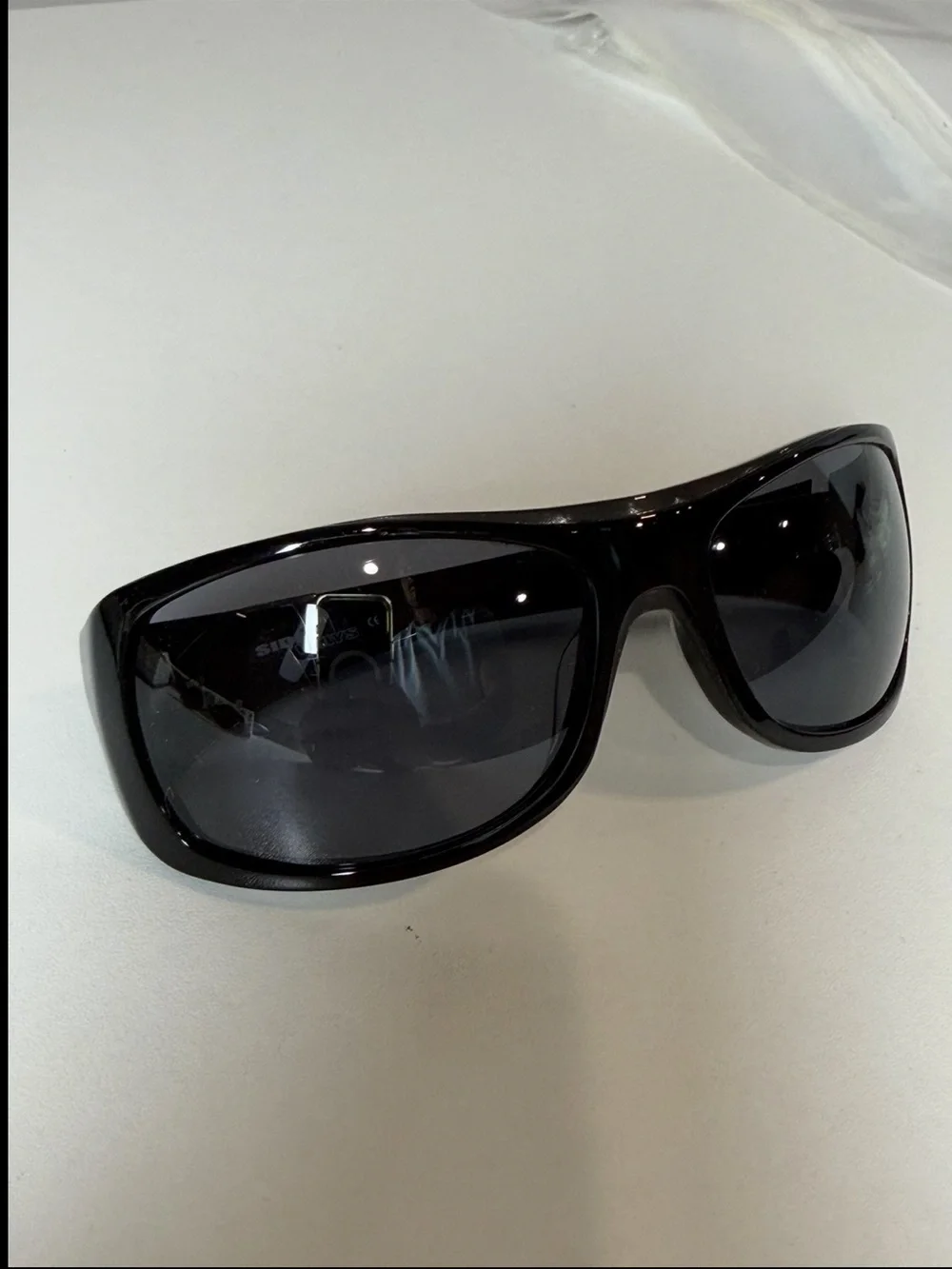 Oakley wrap style